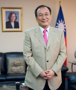Saludos de Año Nuevo S.E. José María Liu, Embajador de la República de China (Taiwán)